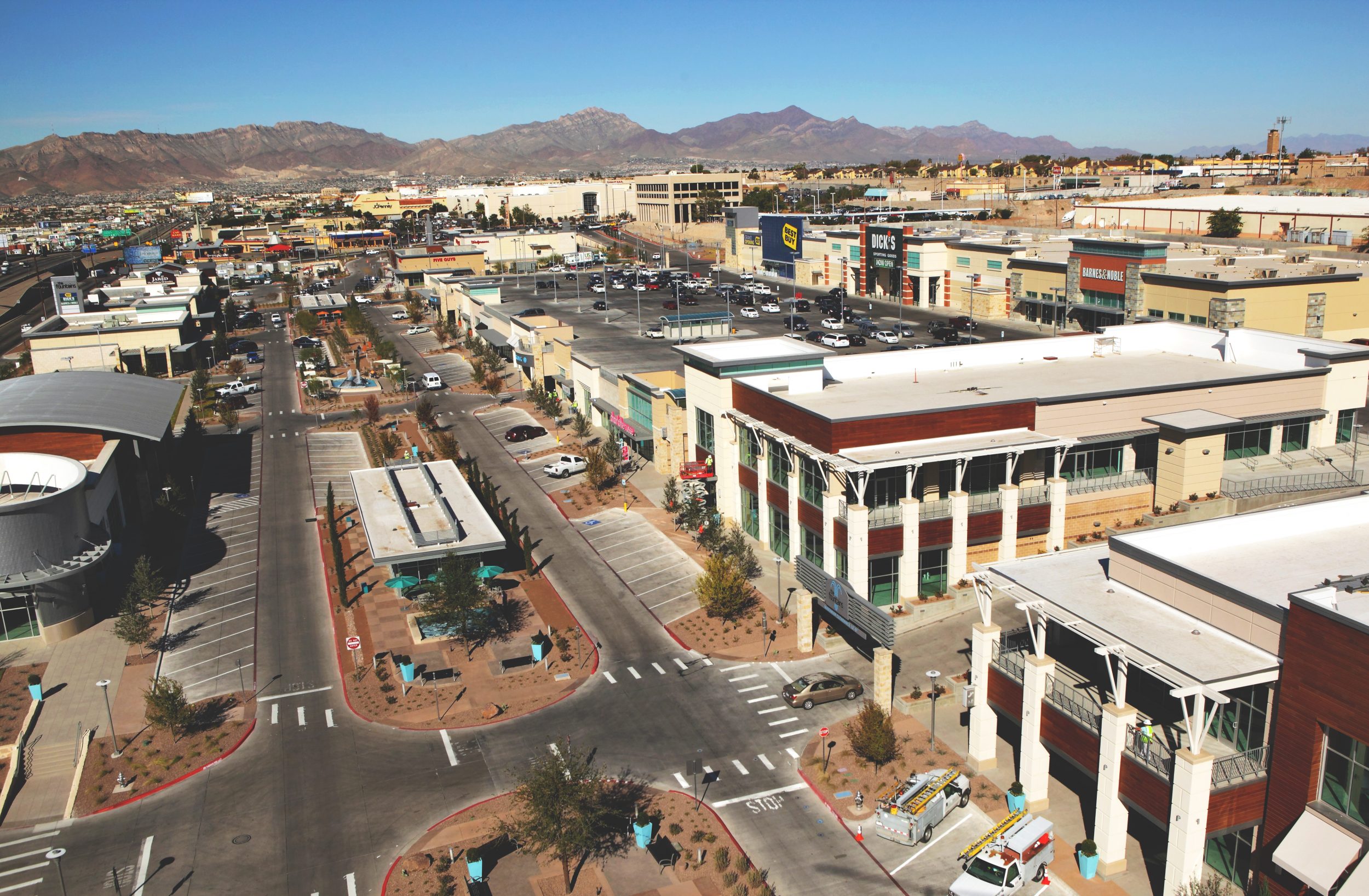 Fountains-at-Farah-El-Paso-TX4-1-2500x1637