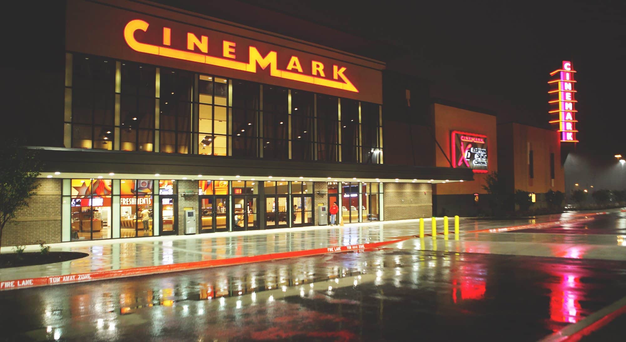 Cinemark-Pharr-TX_FEAT