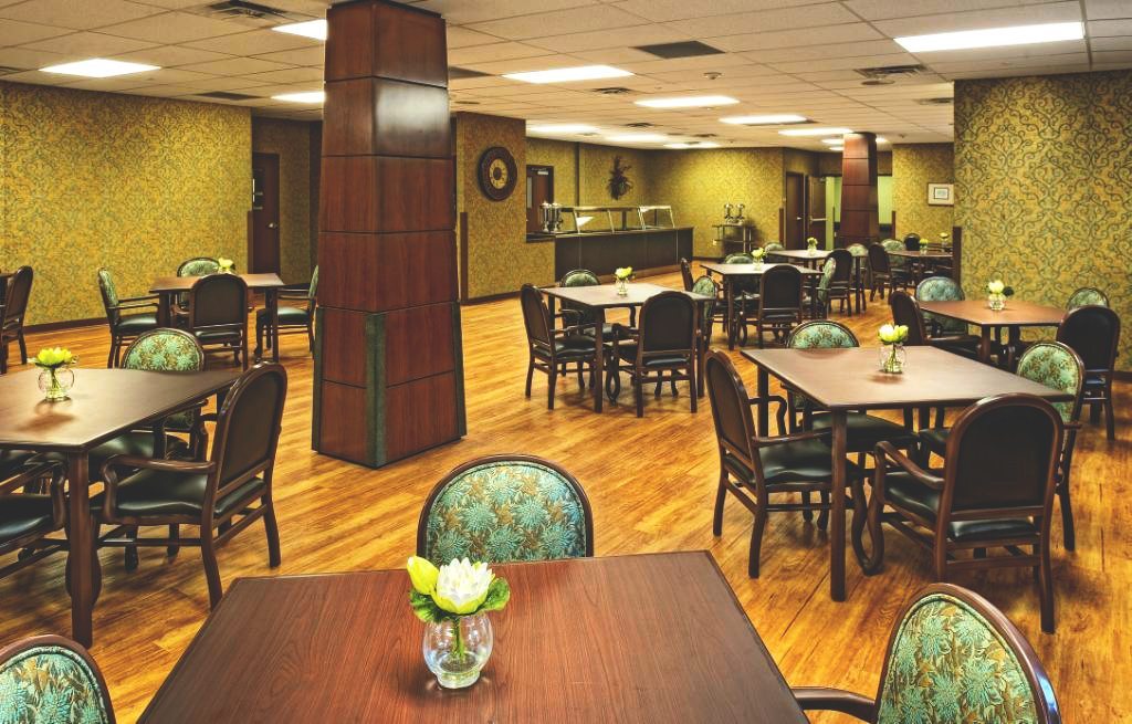 Harbor-View-Manor-Nursing-Home-Memphis-TN_dining-small-1