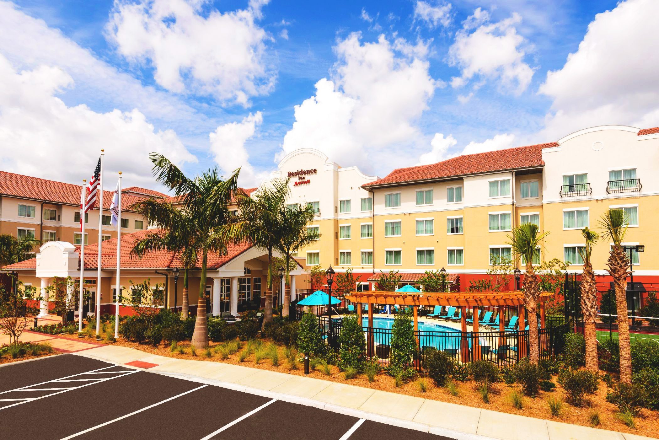 Residence-Inn-Ft-Myers-FL_FEAT-1