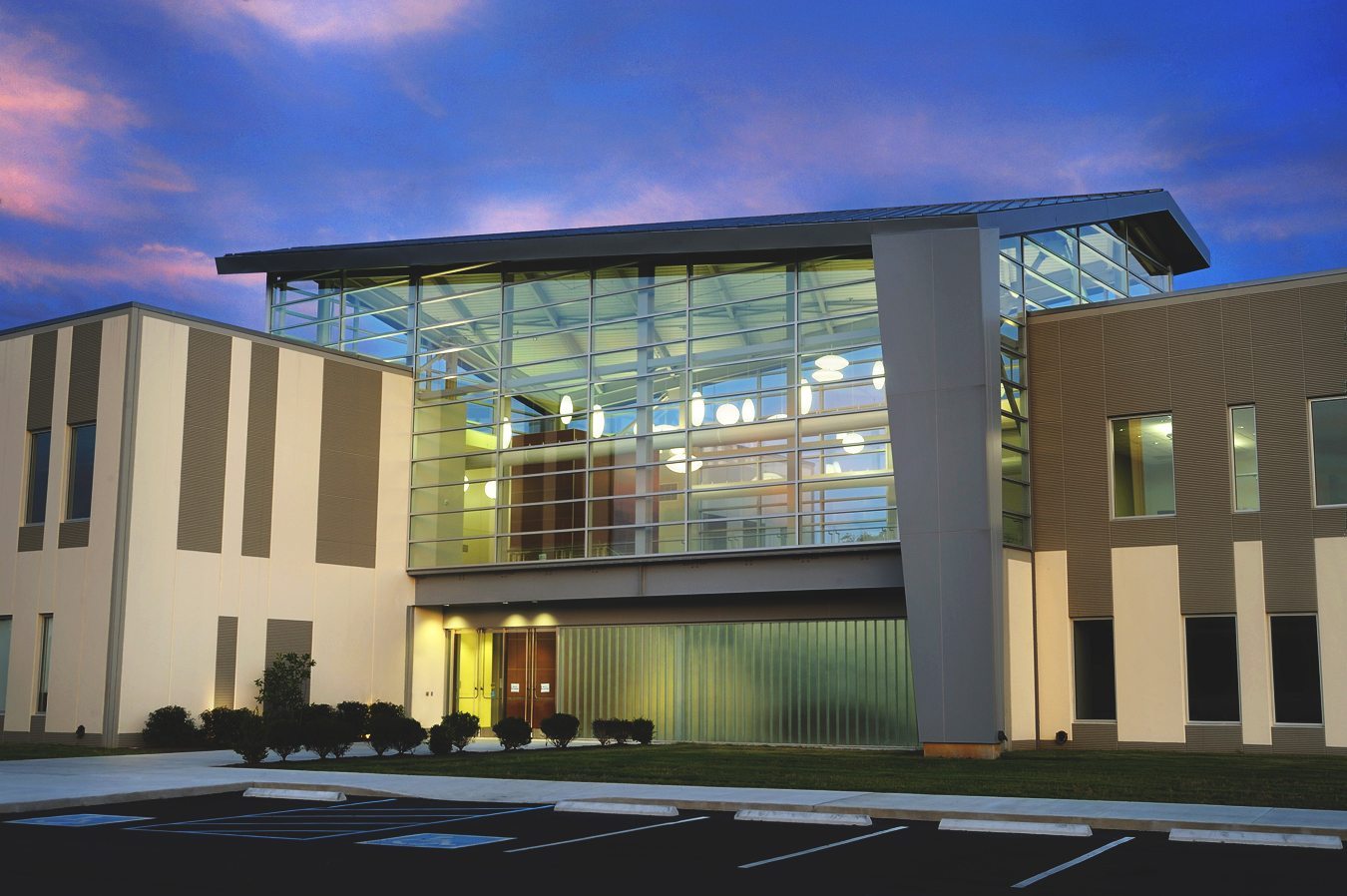 SWTCC-Academic-Building-Memphis-TN_FEAT-2