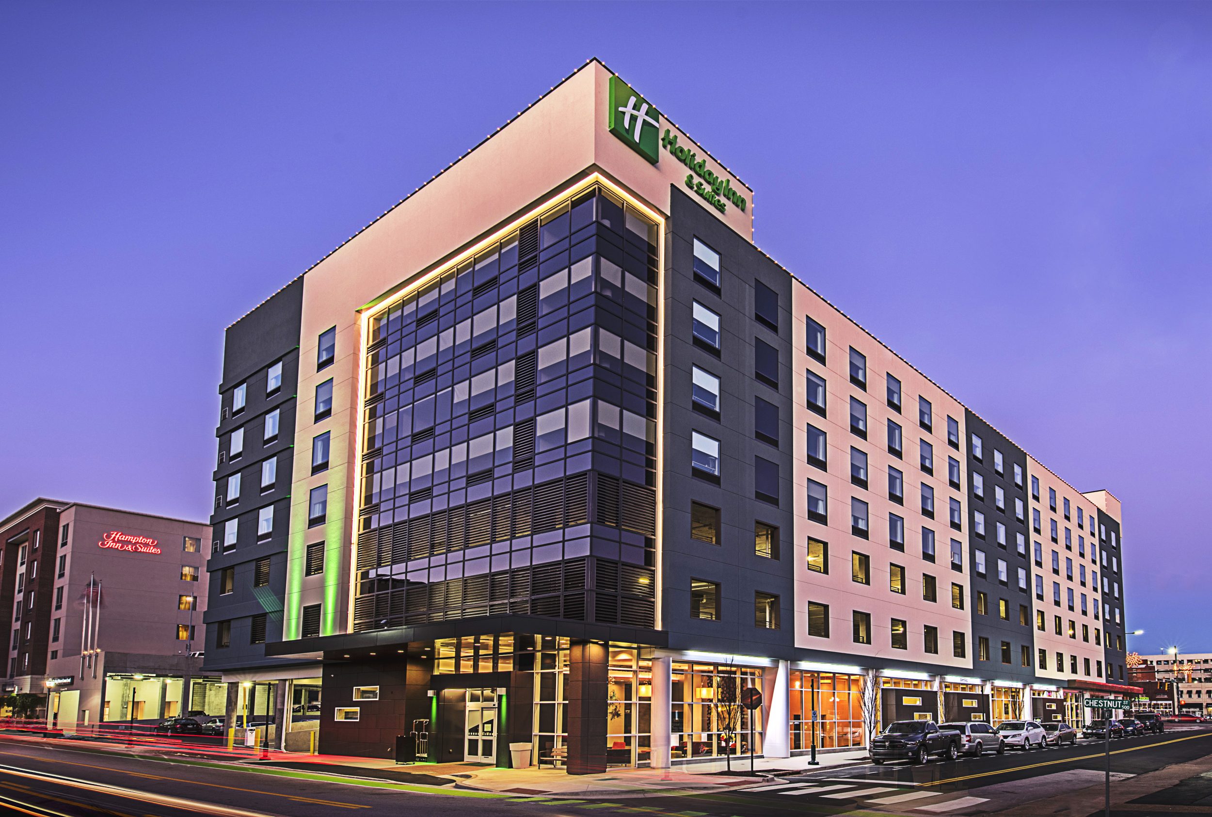 Holiday-Inn-Chattanooga-TN_FEAT-2500x1685